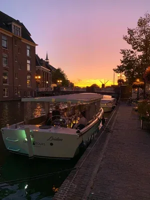 In den Doofpot — atmosphere
