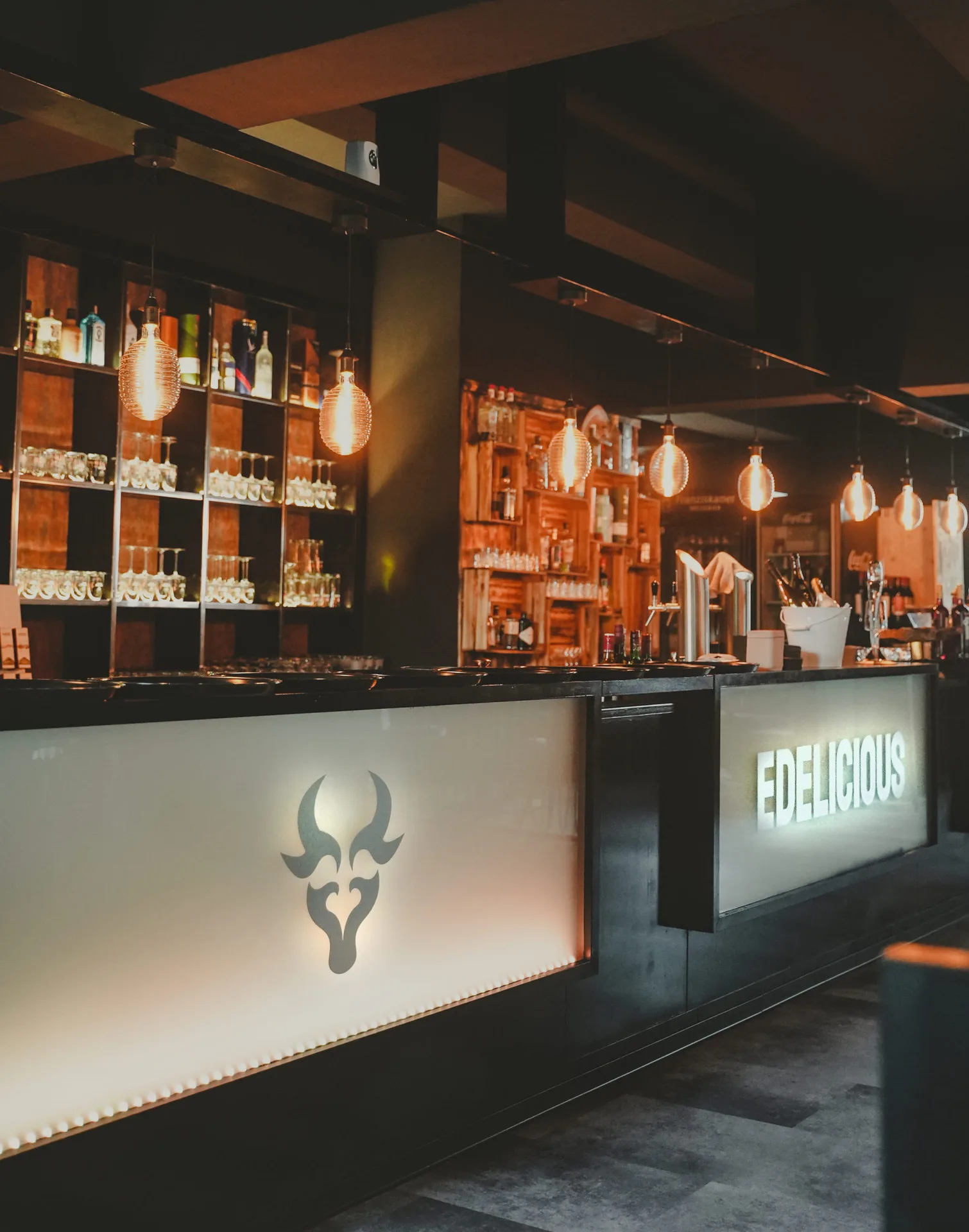 Edelicious Grillhouse — photo 27