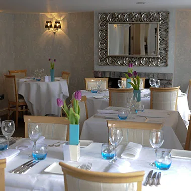 Magpies Restaurant with Rooms — atmosphere