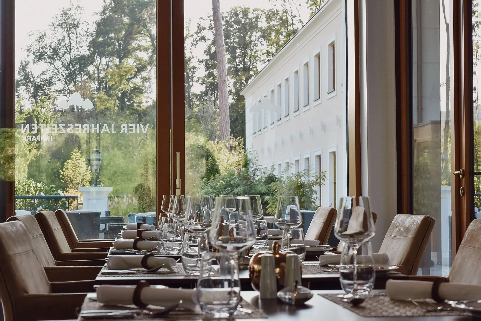 Vier Jahreszeiten im Park — photo 17