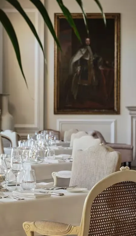 Tudor Hall Restaurant — photo 6