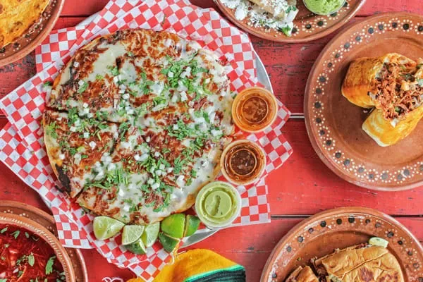 Birrieria y Taqueria Cortez — food