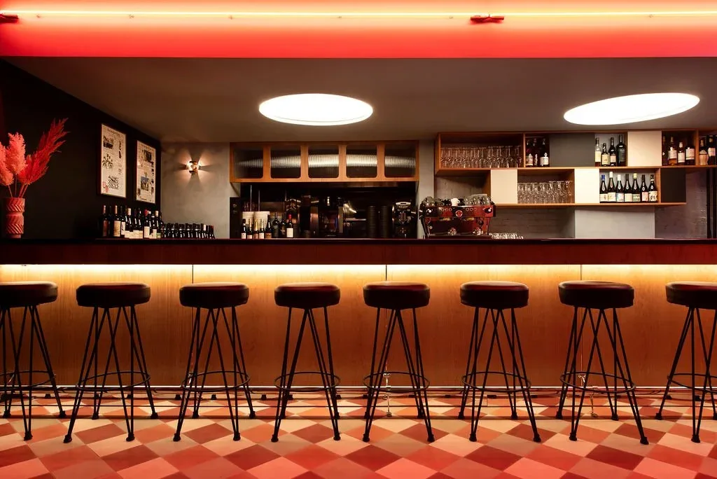Temperance Wine Bar — photo 4