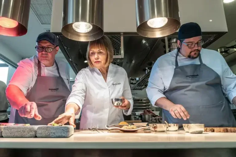 Monastrell — kitchen