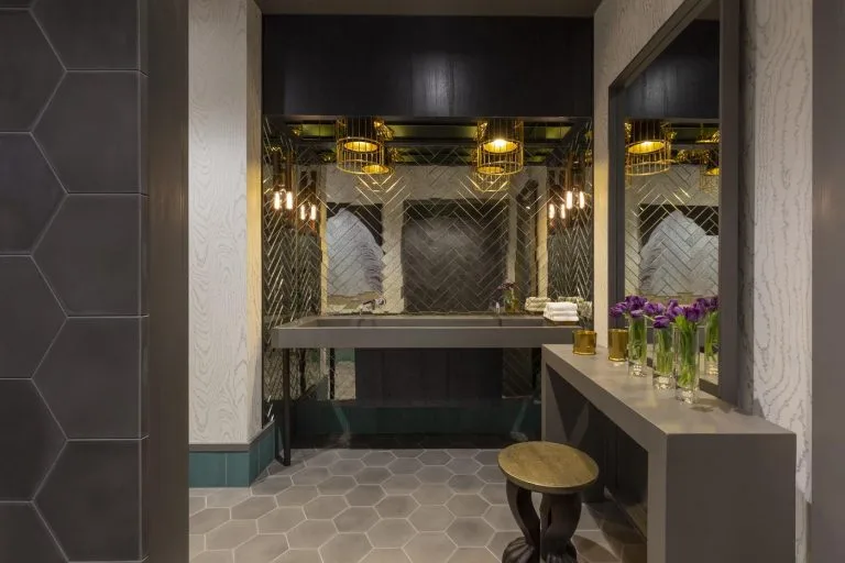 Oak + Violet Restaurant — photo 12