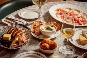 Pompette — food