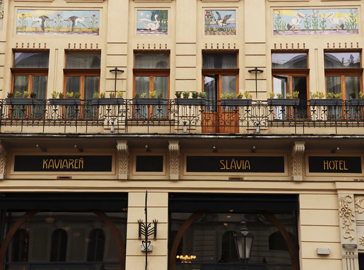 Kaviareň Slávia — photo 30