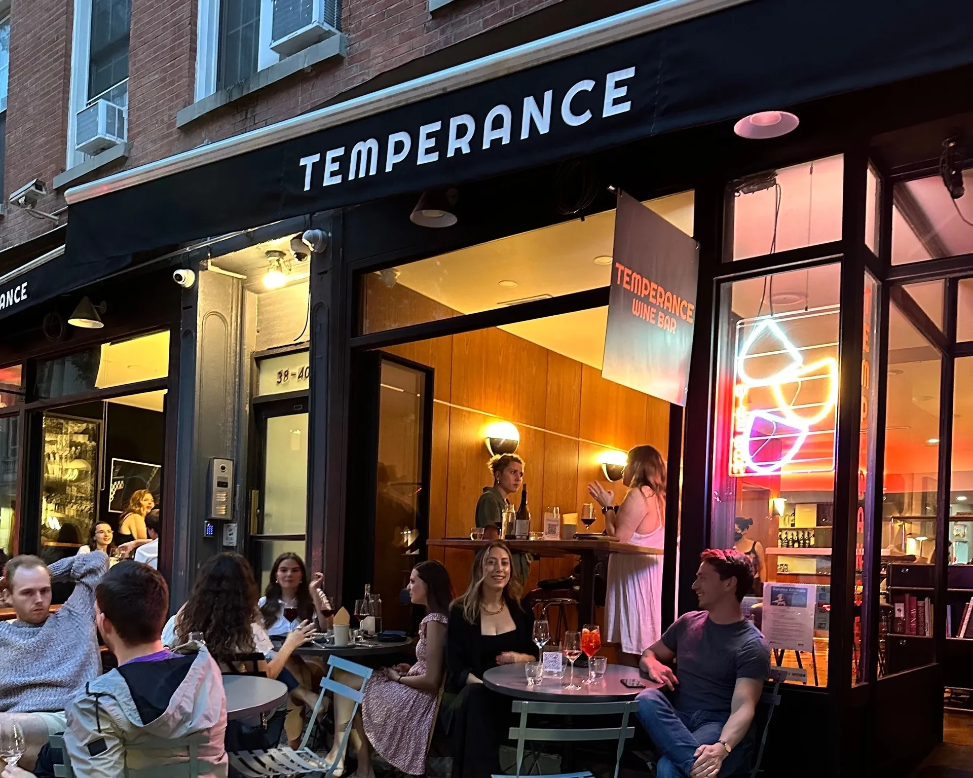 Temperance Wine Bar — photo 7