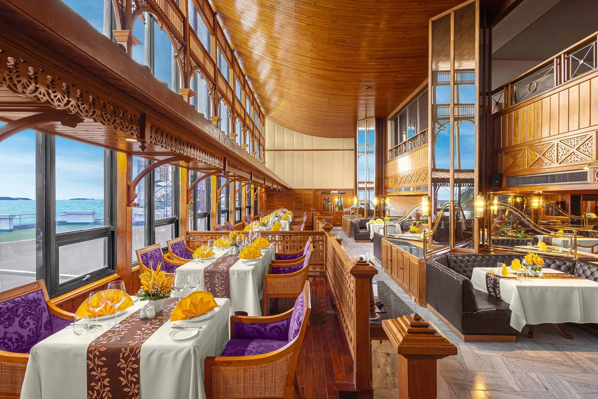 Royal Grill Room & Wine Cellar — photo 15