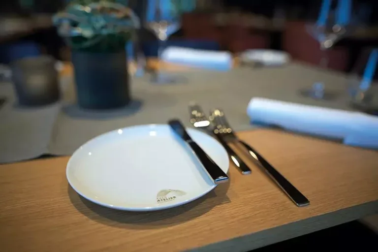 Le bistrot du Kachatelier — atmosphere