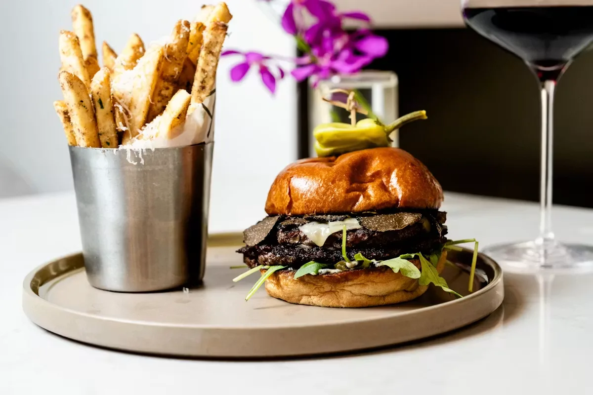 Adorn Bar & Restaurant — photo 16