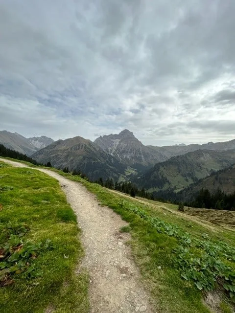 SONNENSTÜBLE — atmosphere