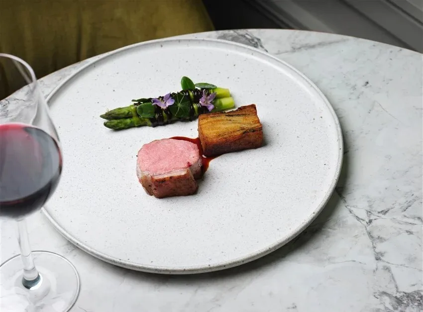 Down Hall Hotel & Spa — food