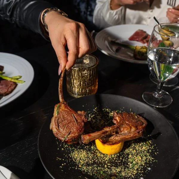 Kinzie Chophouse — photo 14