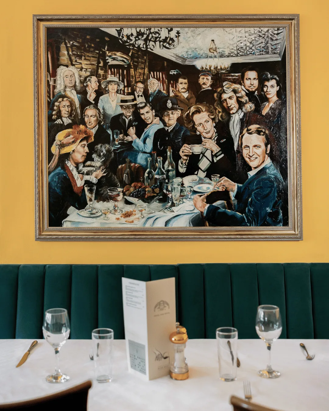 Angel and Royal Hotel — photo 18