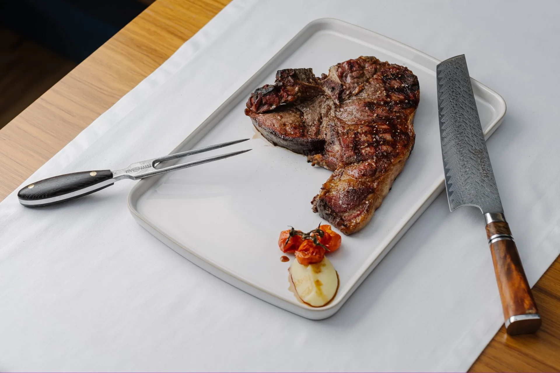 MeatEater steak&wine — food