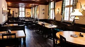 Paulaner am alten Postplatz — atmosphere