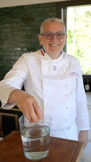 Daniel et Denise Croix-Rousse — kitchen