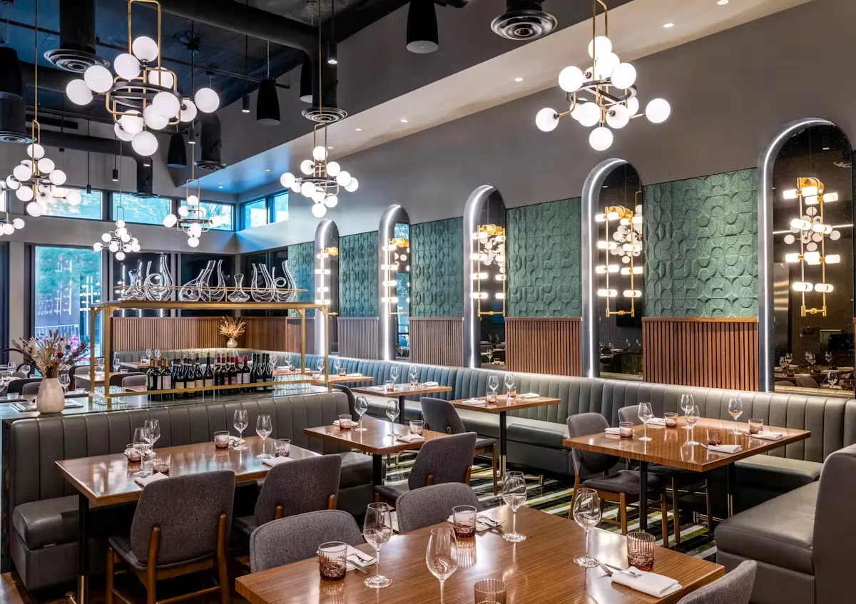 Amari Italian Kitchen & Wine Shop — photo 16