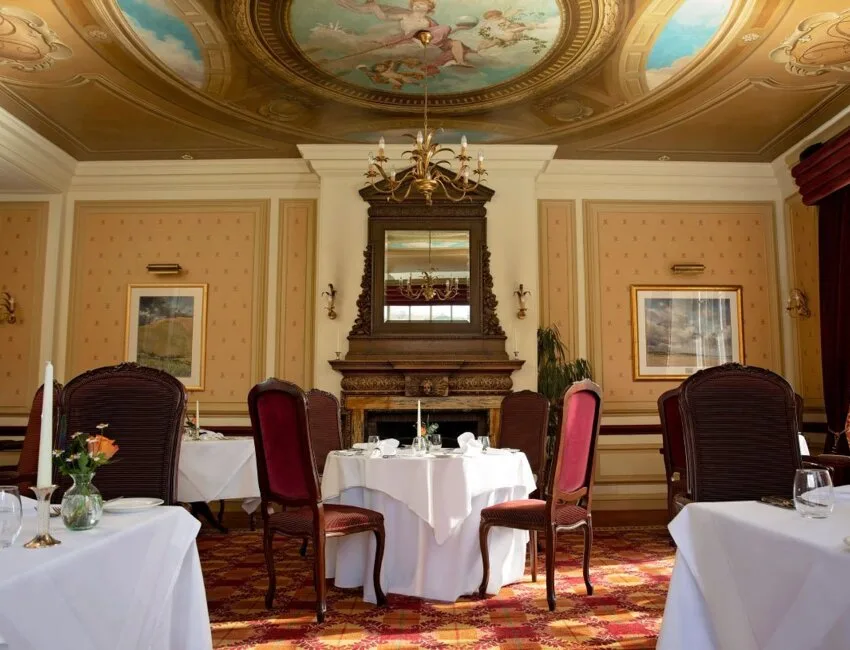 Sutherland Restaurant — photo 12