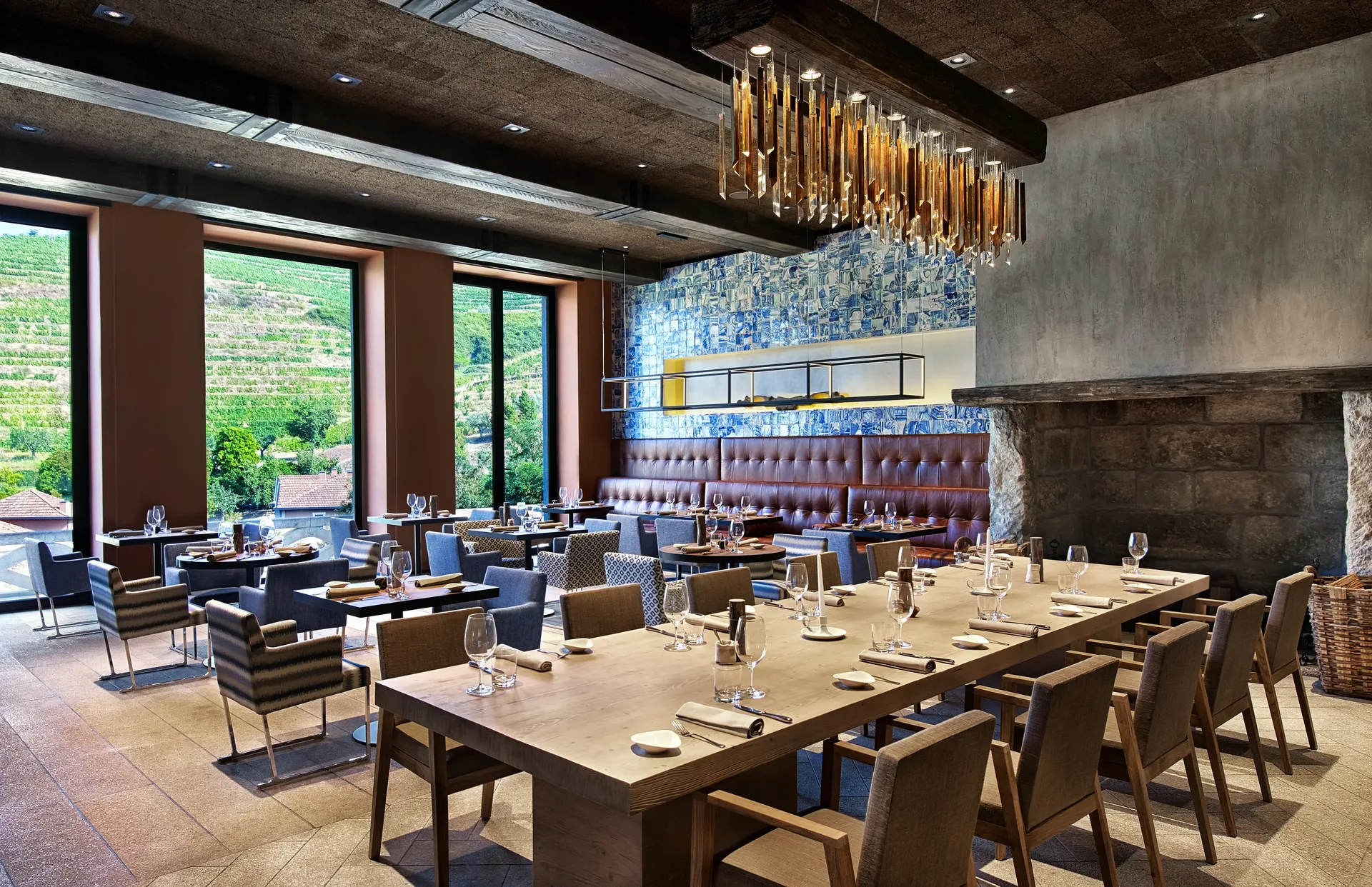 Restaurant The Vale de Abraao — photo 10