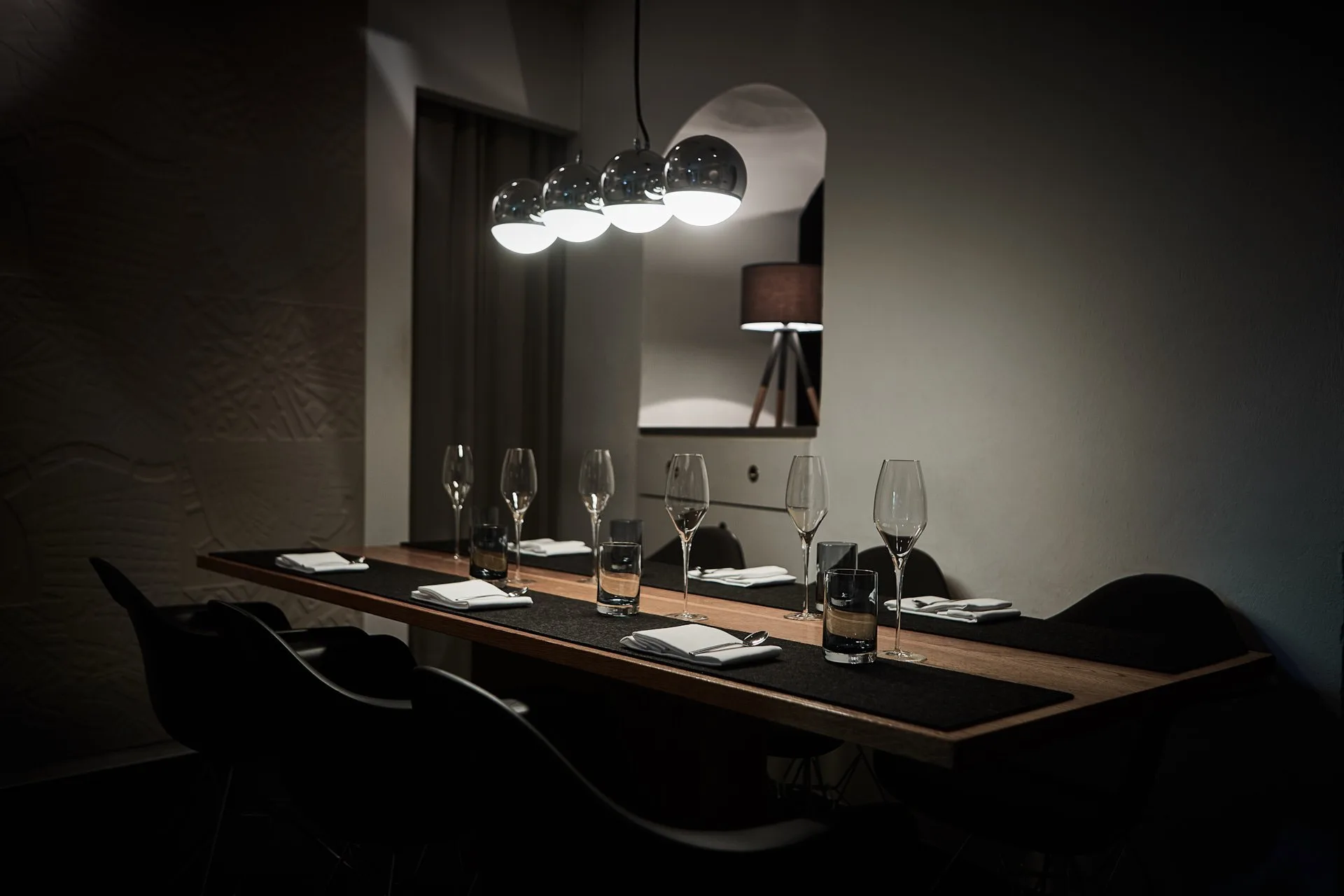 Showroom — photo 21