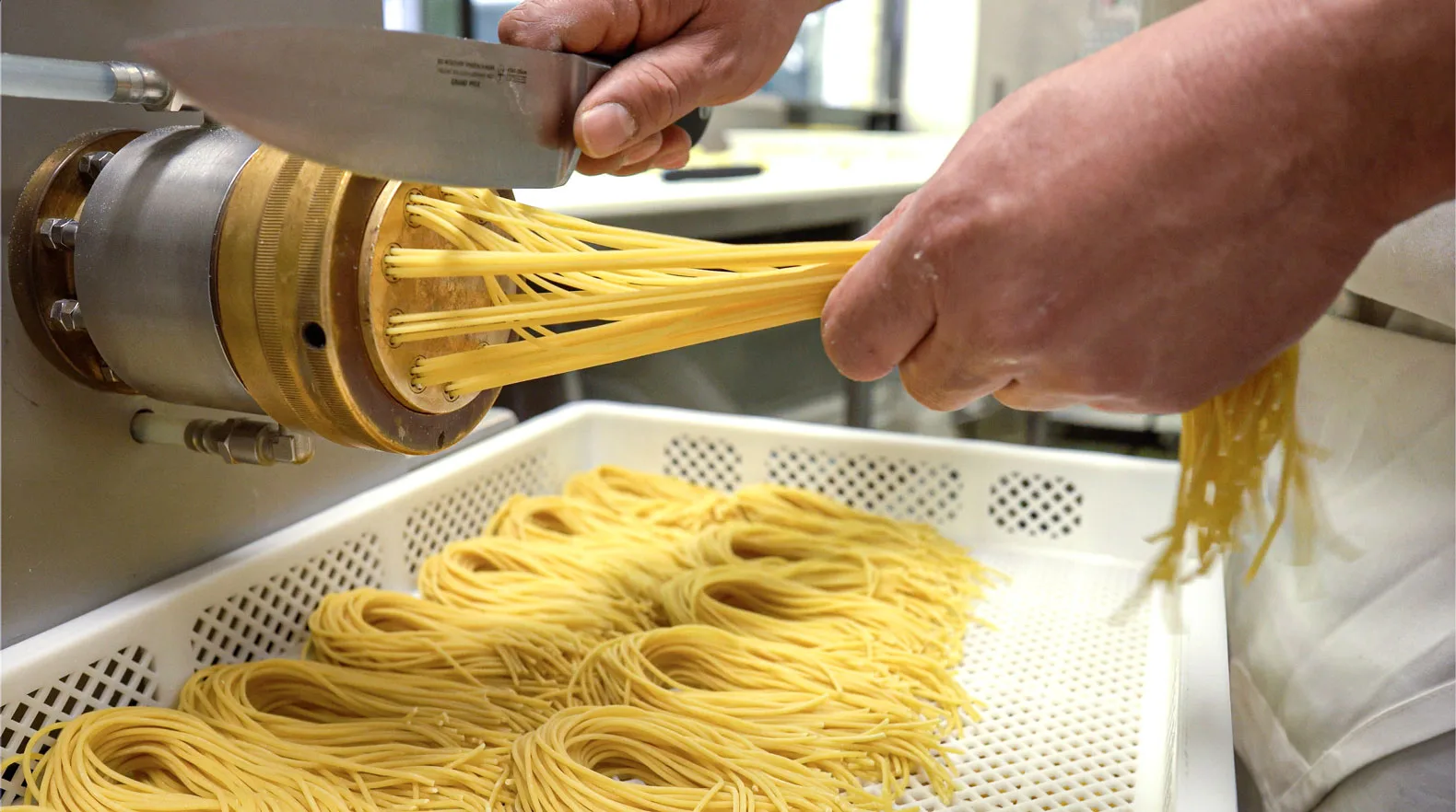 Maccheroni Republic — kitchen