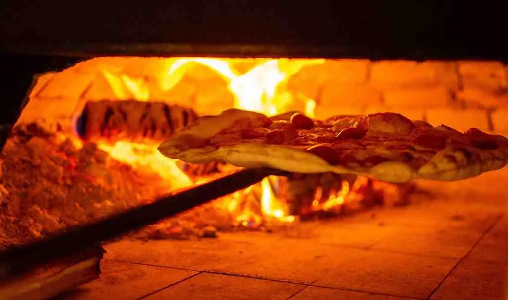 Argentino — kitchen