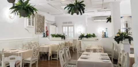 La Taberna de Almodóvar — atmosphere