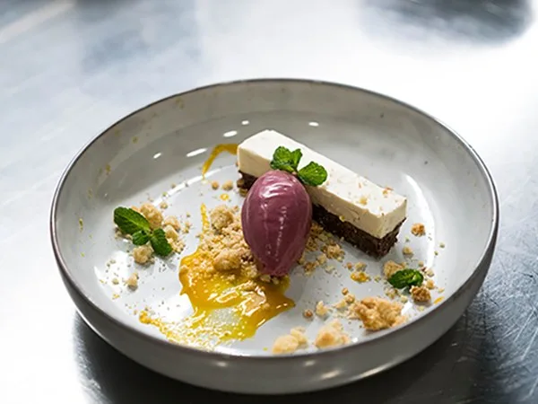 Danzer’s feines Achter’n Diek — food