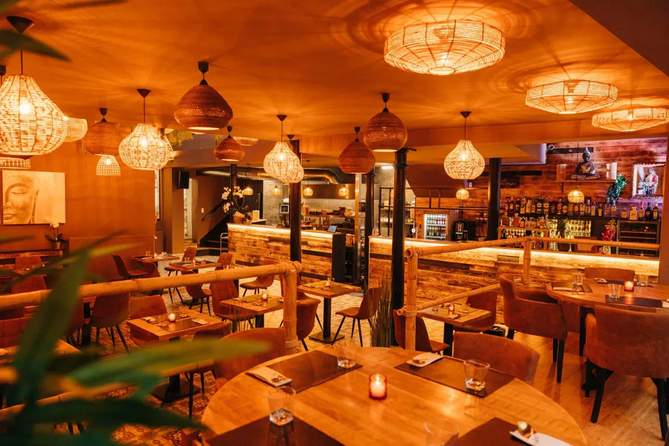 Wan Thai Food — atmosphere