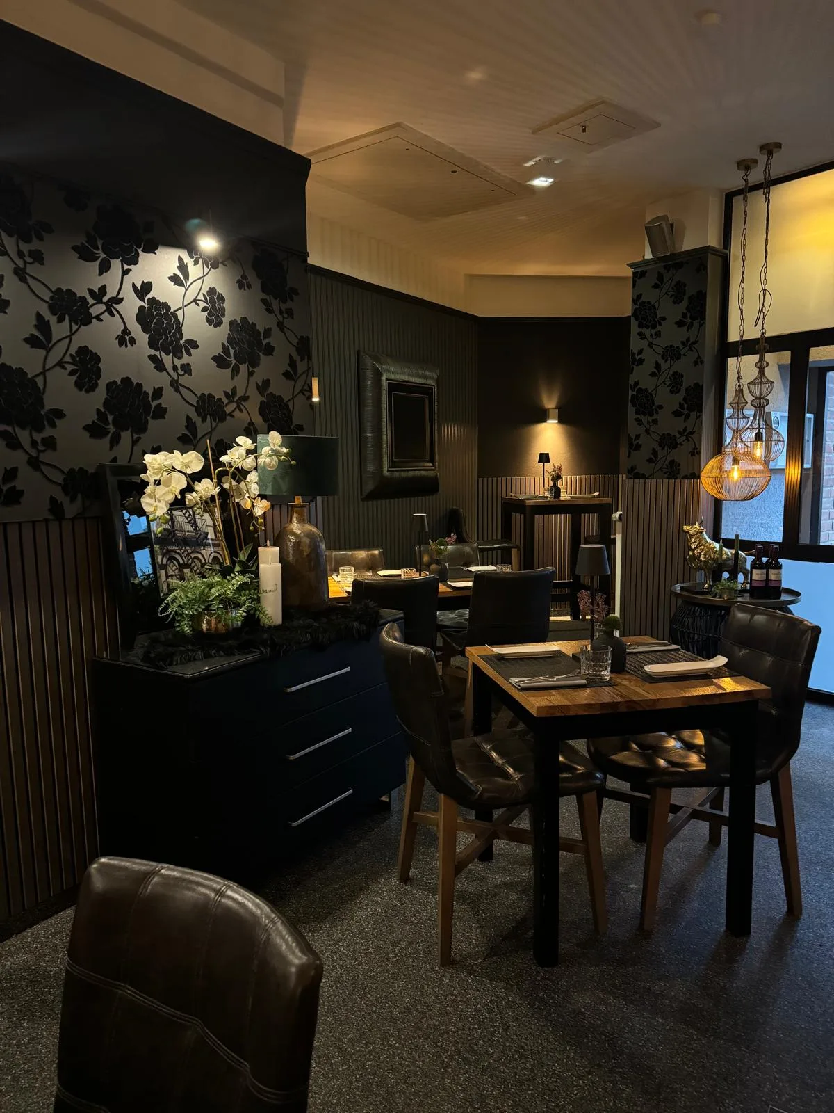 Restaurant Sonderbar — photo 34