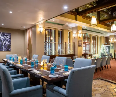 Hemispheres Steak & Seafood Grill — photo 9