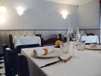 Mesón el Centro, Navia