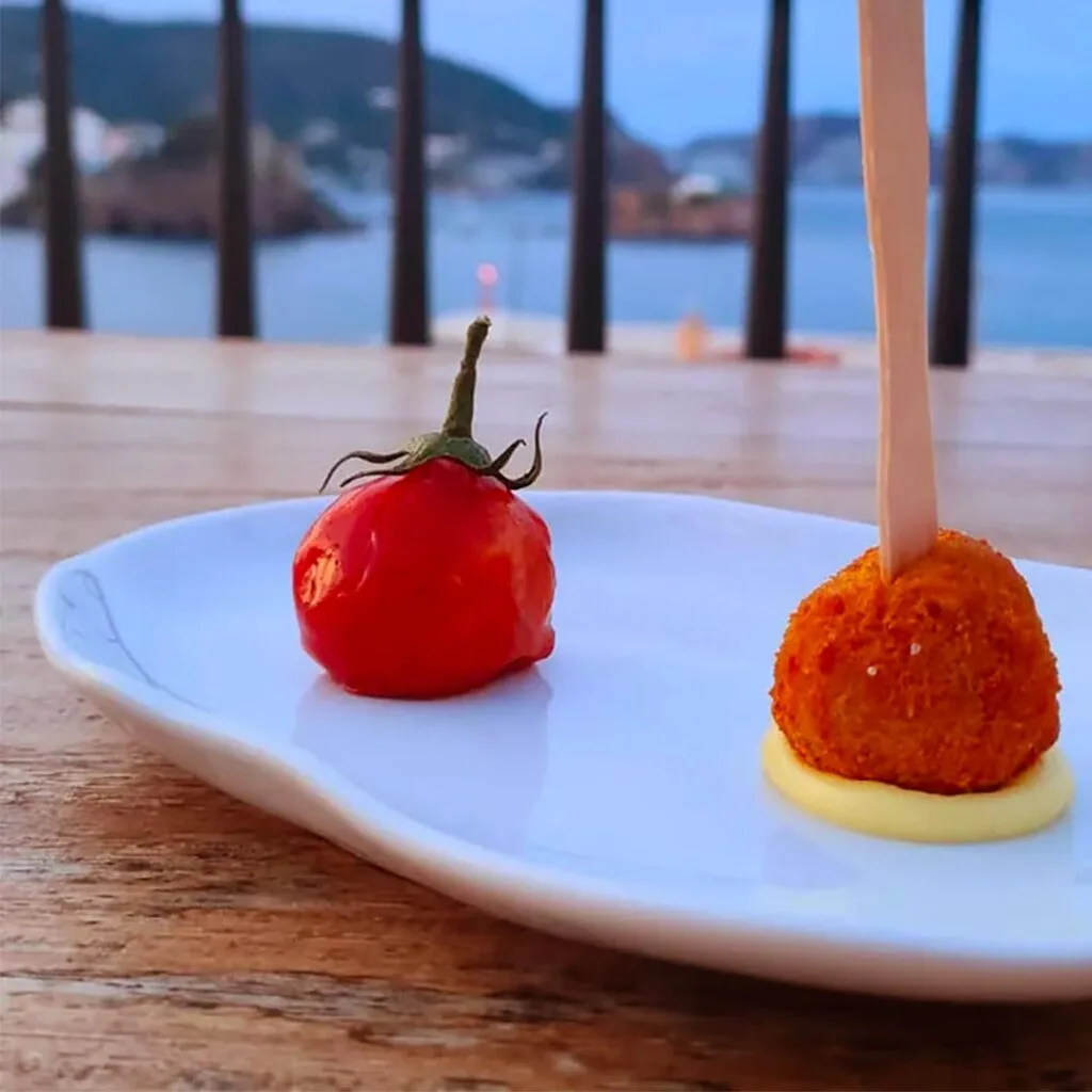 Eea, Ponza