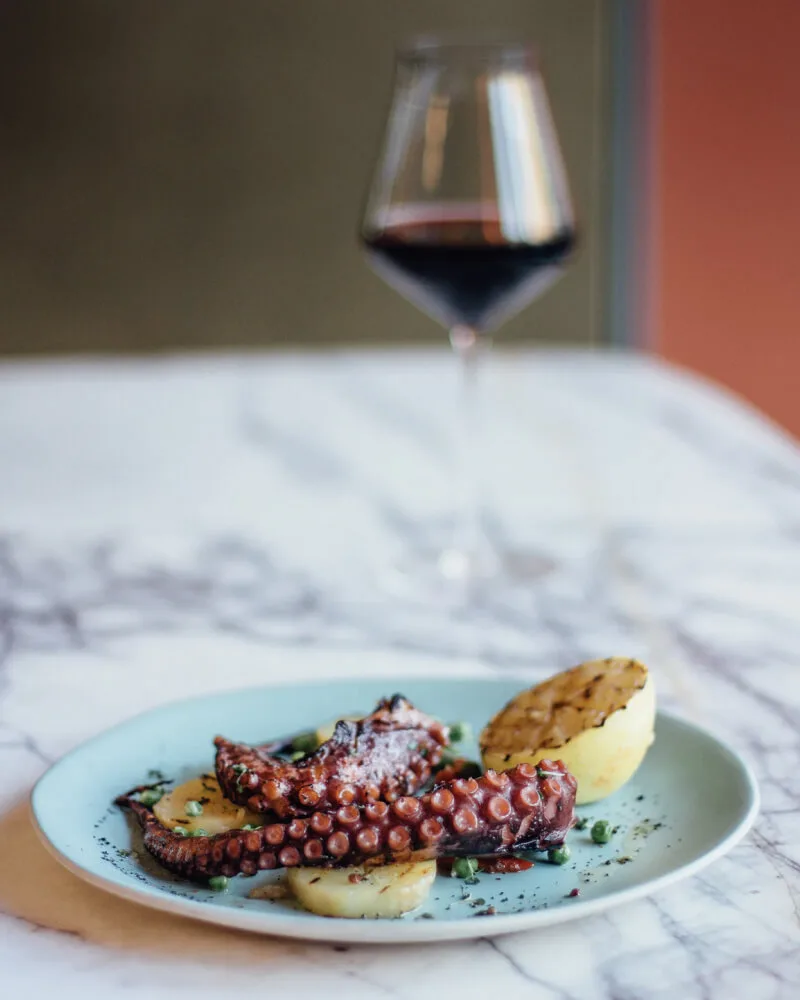 MaMi’s Food &amp; Wine — food