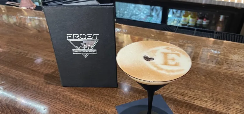 Frost Lounge — photo 5