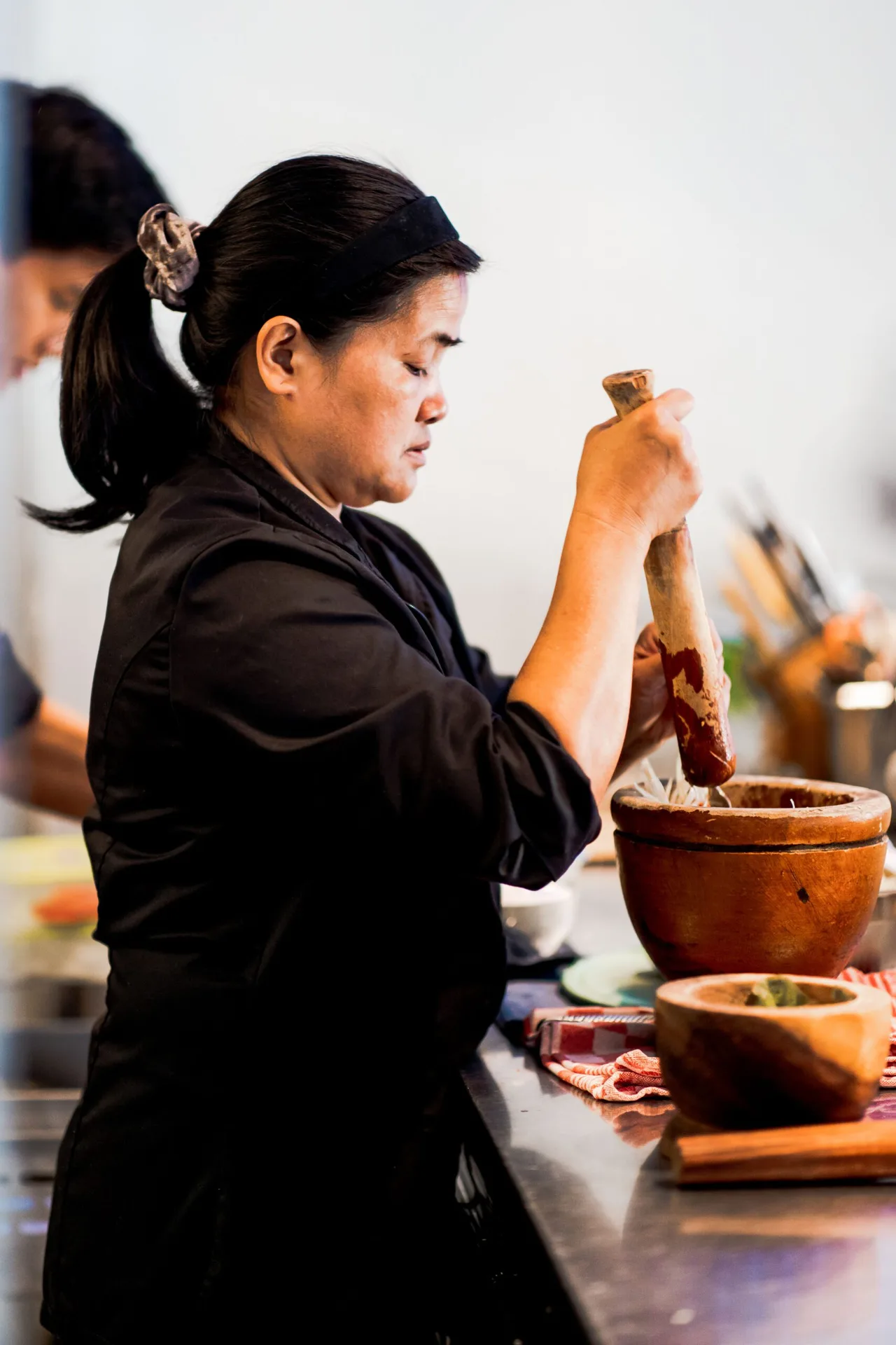 Reua Thai — kitchen