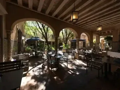 René at Tlaquepaque — photo 6