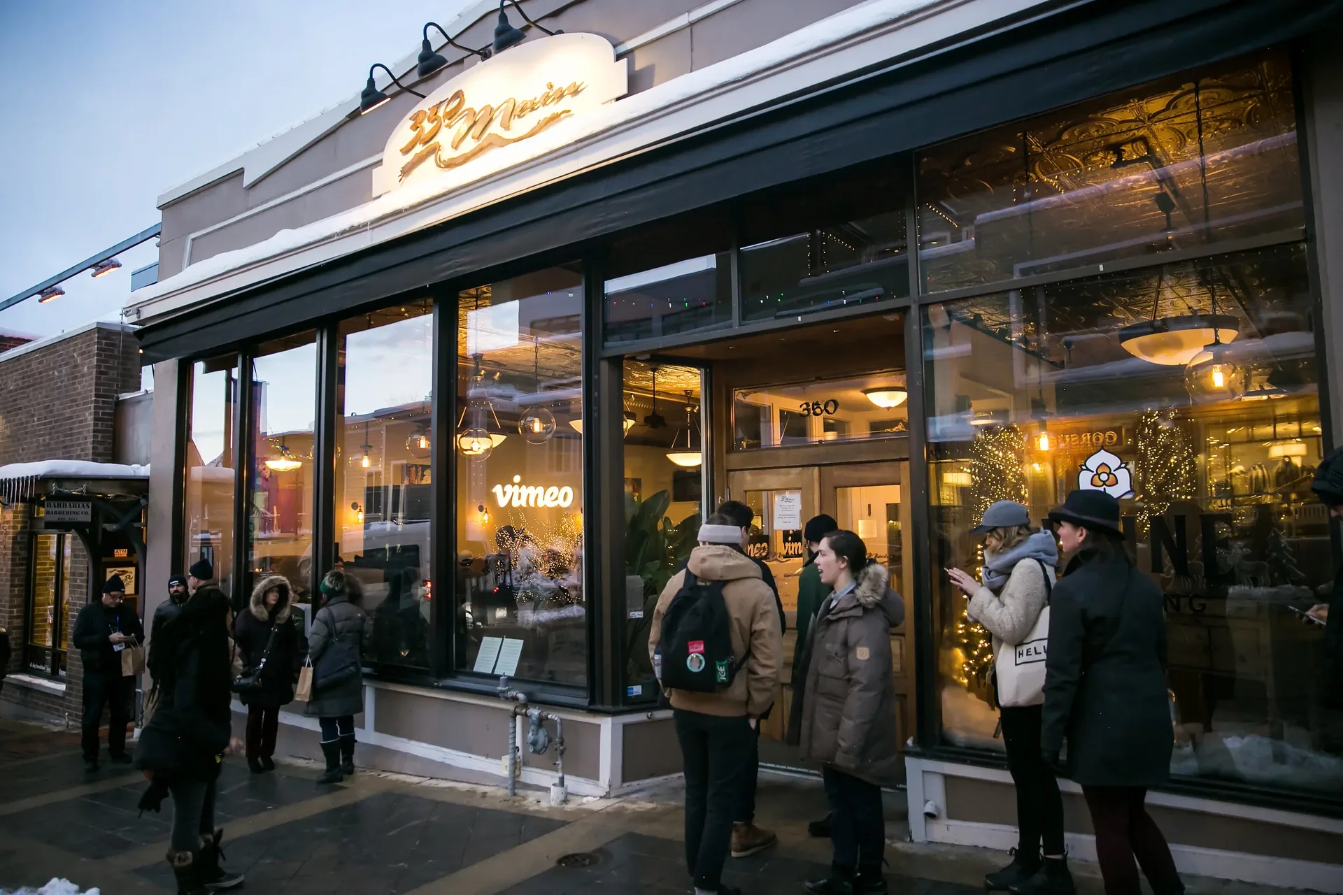 350 Main Brasserie — photo 12
