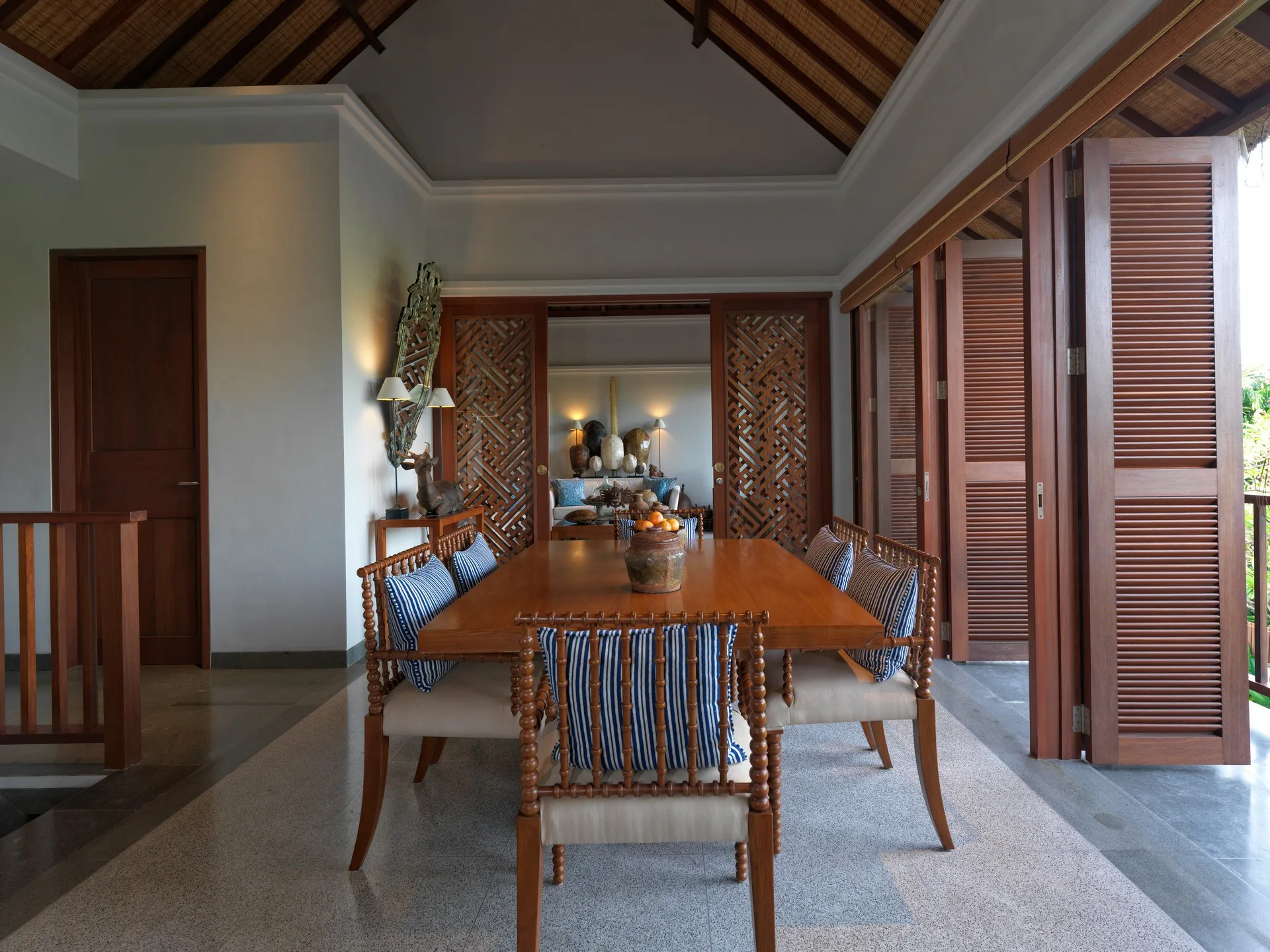 The Restaurant — photo 22