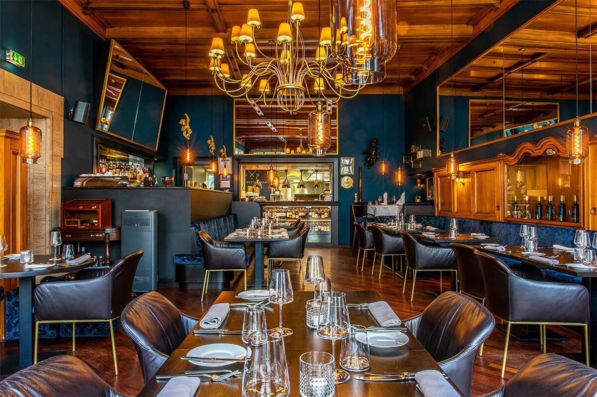 Jan Diekjobst Restaurant — photo 69