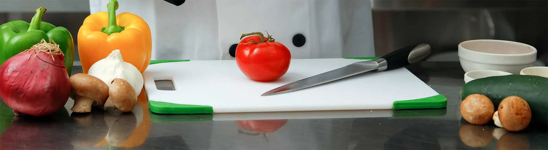 Marché Couverts — kitchen