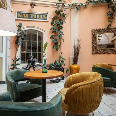Restaurant Goldie / Boutique hotel Nautilus — photo 14