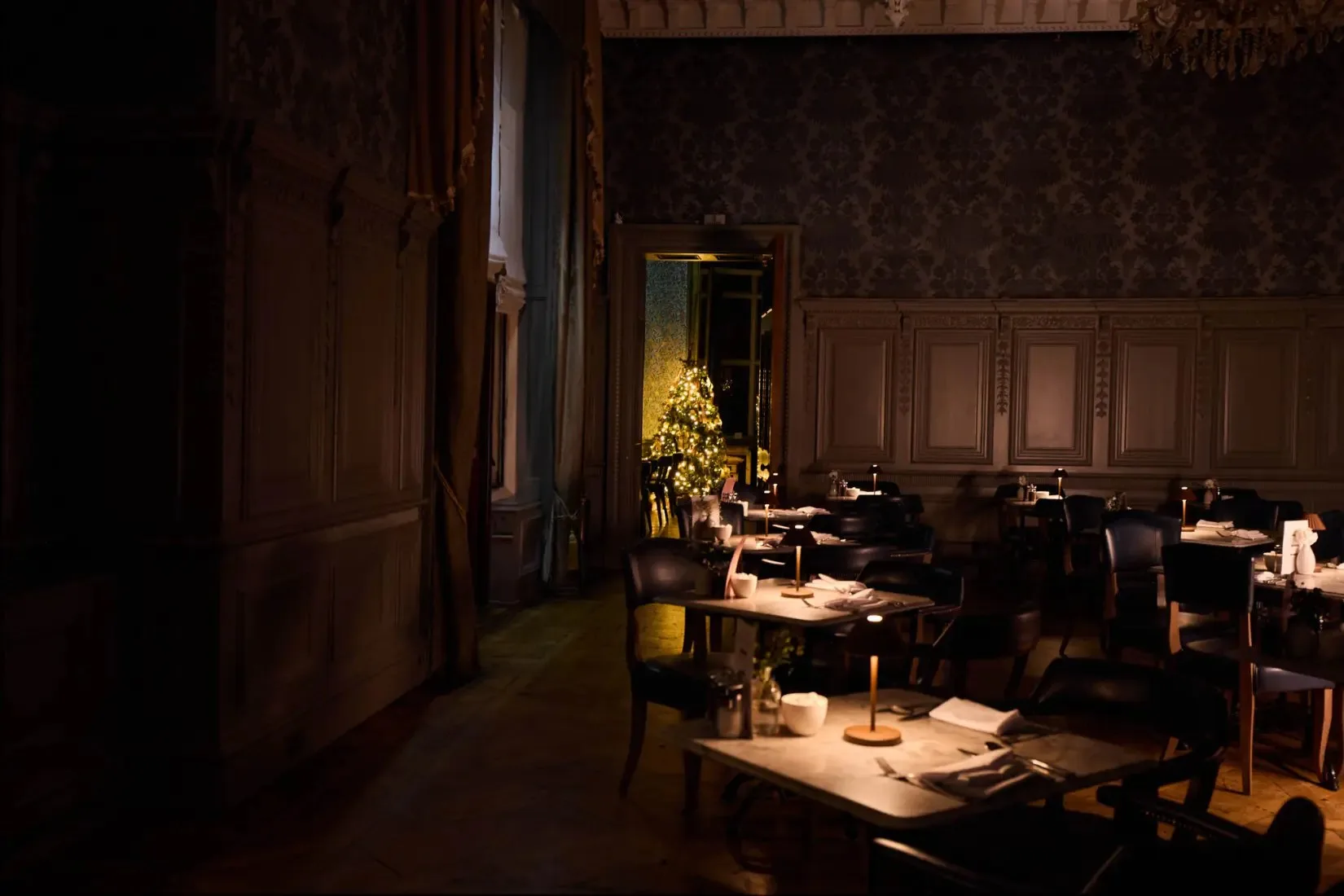 The Ballroom at Hoar Cross Hall — photo 12