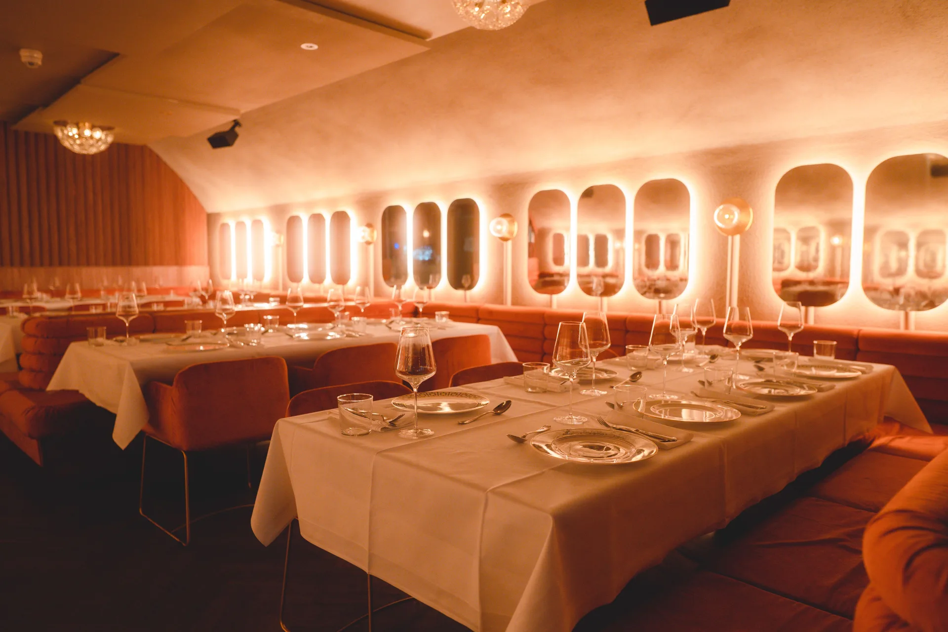 Papillon Restaurant — atmosphere