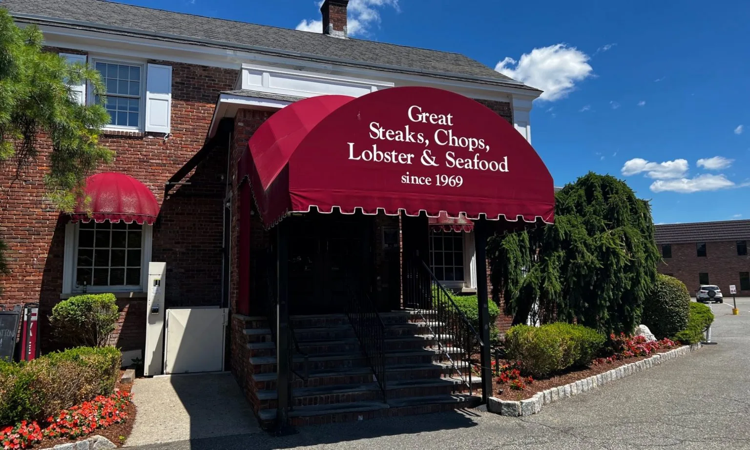 Nero's Grille — photo 6
