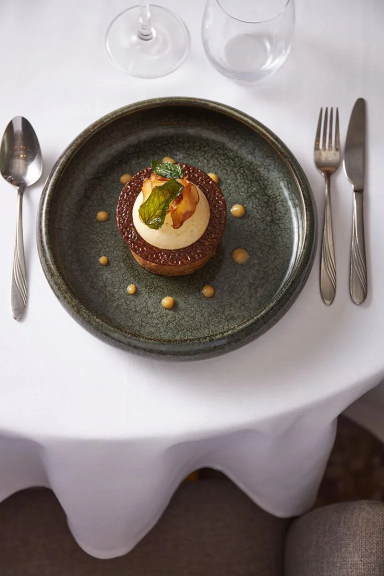 La Poste et Hôtel La Reconce — food
