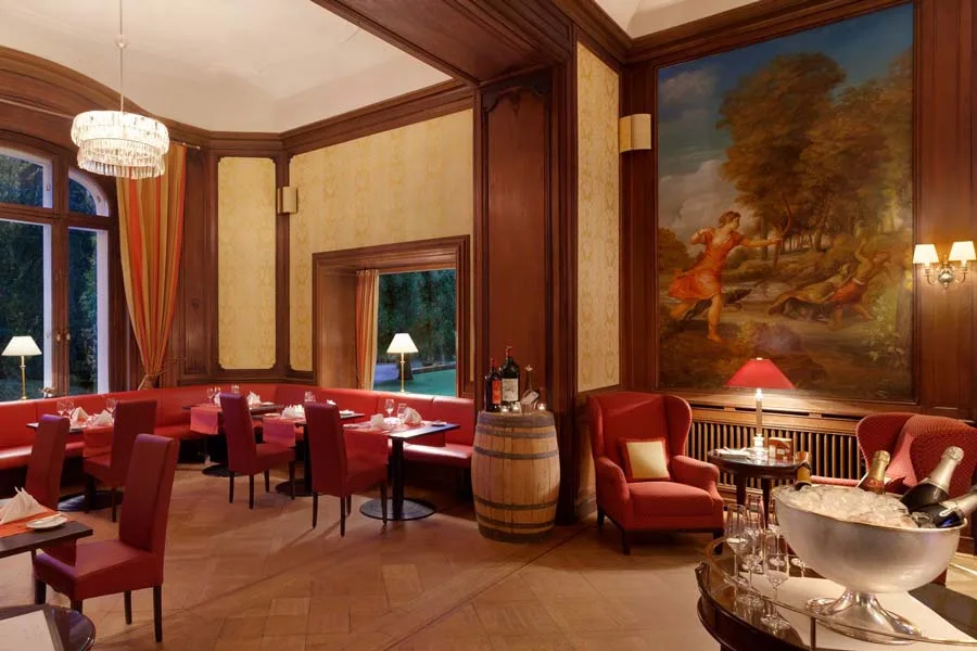 Restaurant Landgut Falkenstein — atmosphere