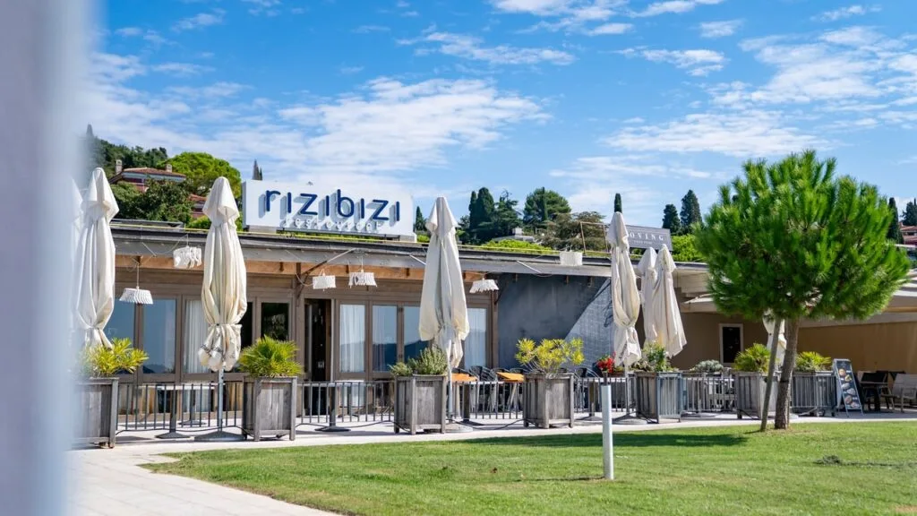 Restavracija Rizibizi — atmosphere